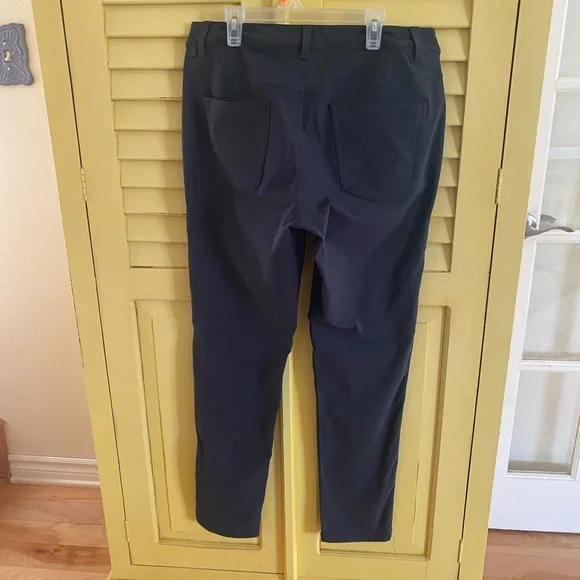 Lululemon Pants - Picture 3 of 7